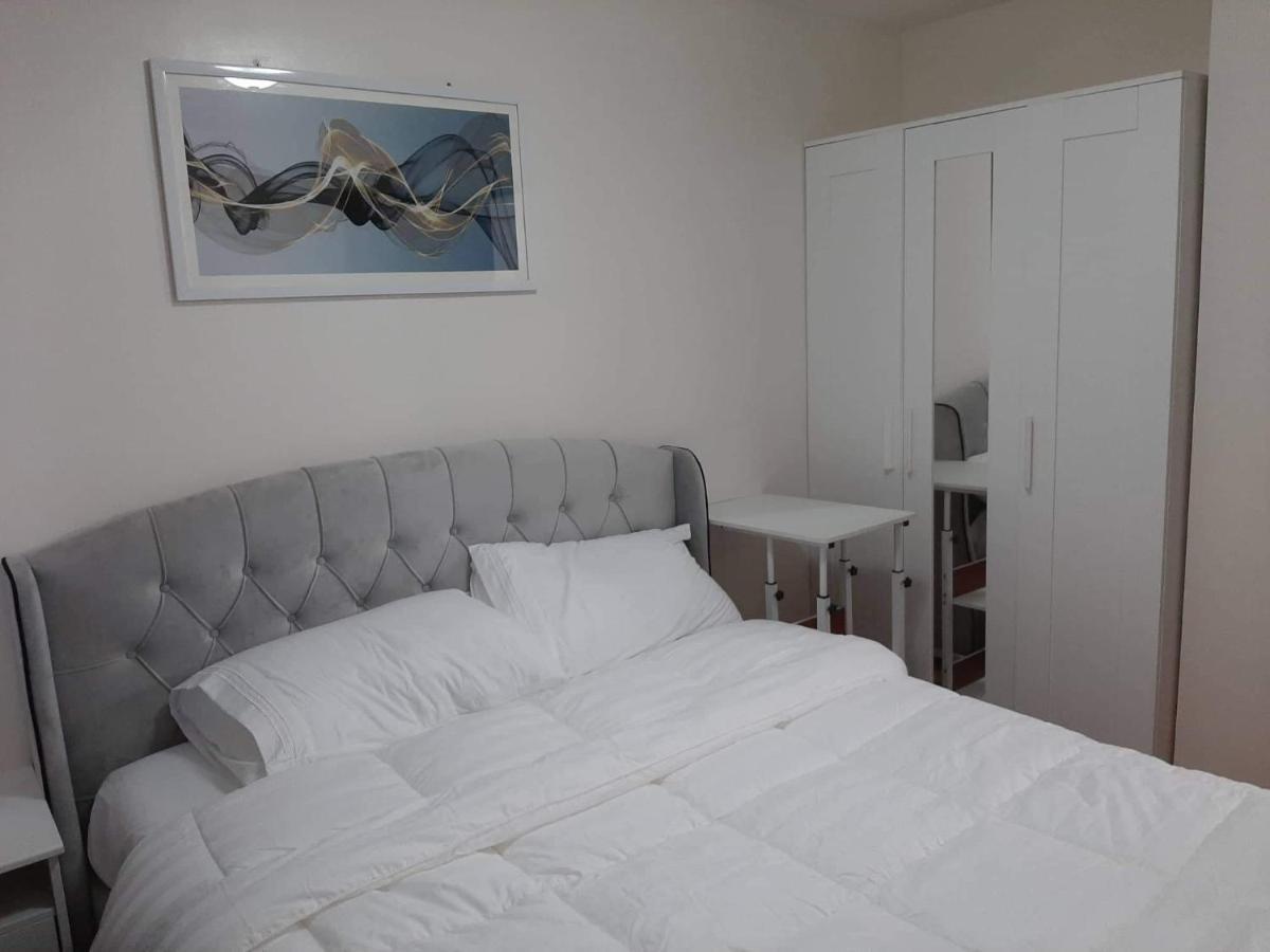 Lovely 2 Bedroom Condo With Free Secured Parking Manila Dış mekan fotoğraf